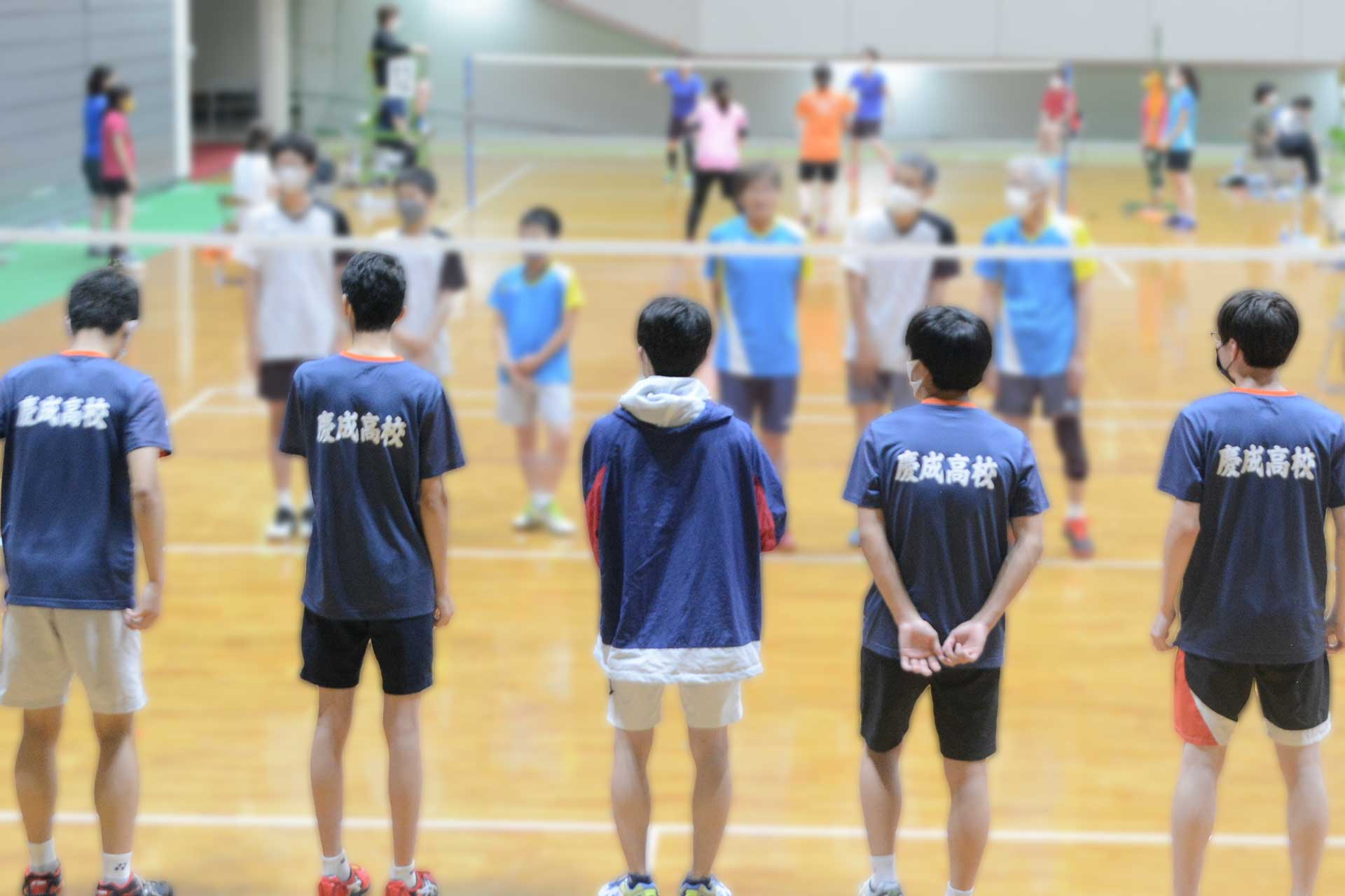 club/badminton-3